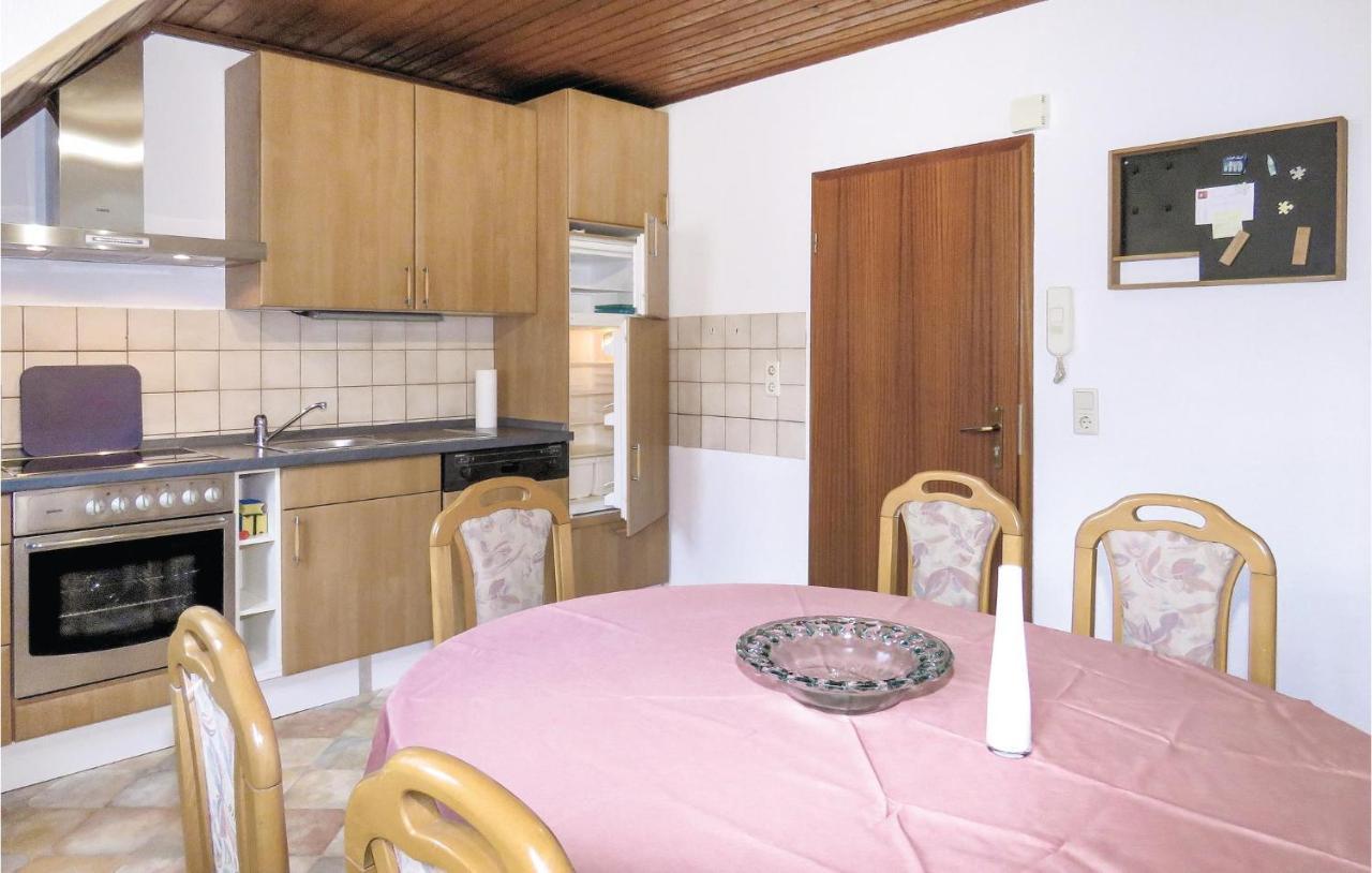 Gorgeous Apartment In Lahnstein With Kitchen Buitenkant foto